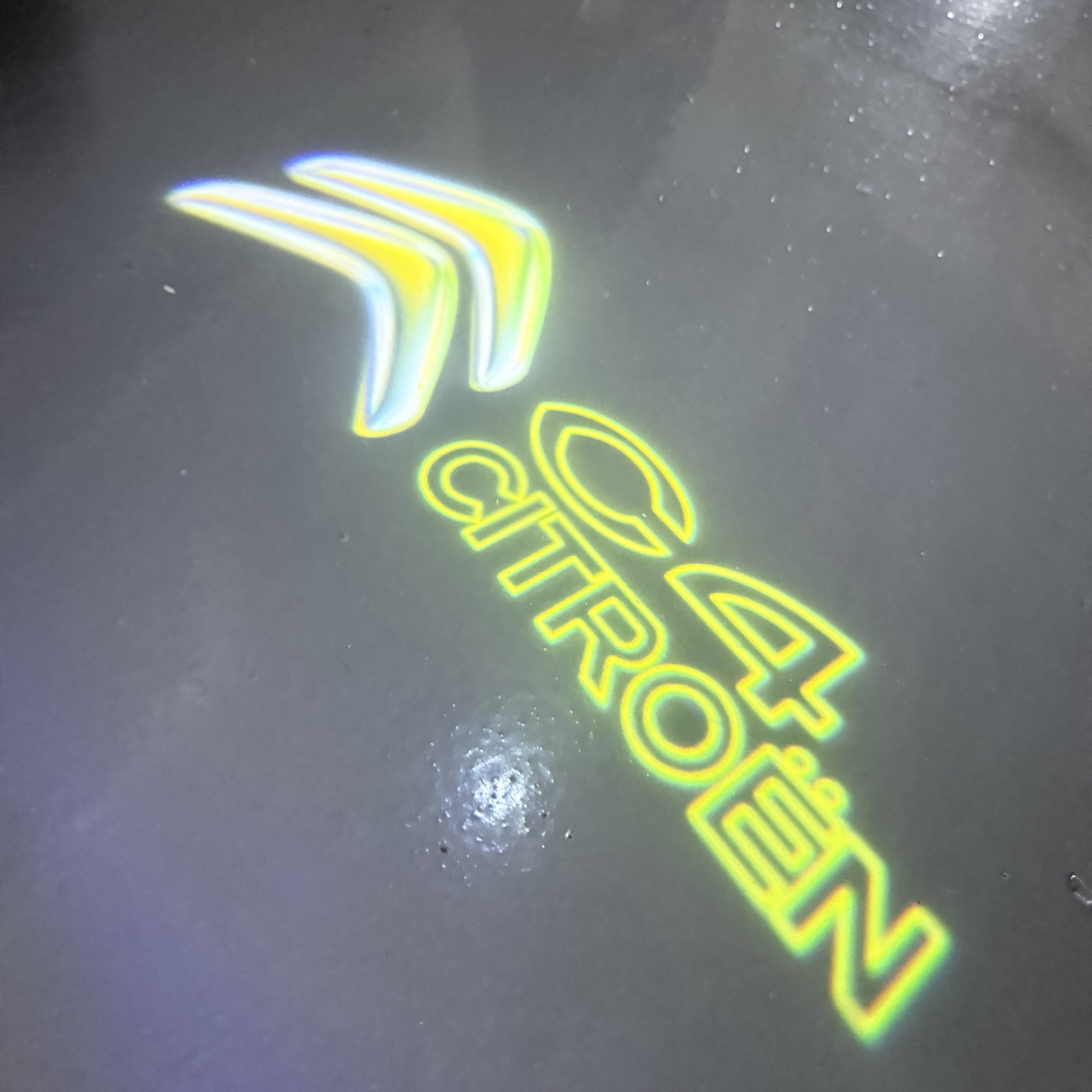 CITROËN C4 LOGO PROJECTOT LIGHTS    (quantity 1 = 2 Logo Films /2 door lights）Nr.2805S131G