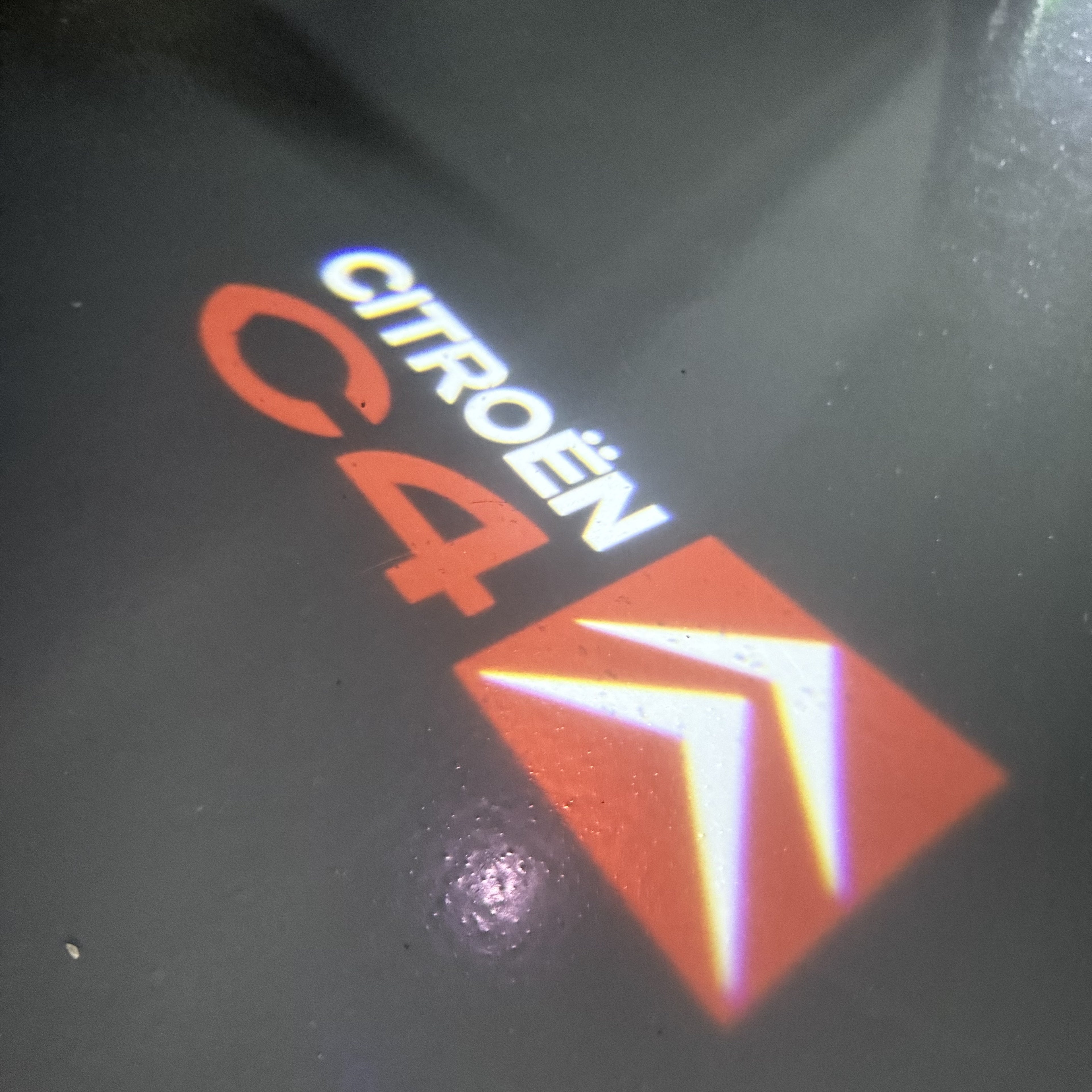 CITROËN C4 LOGO PROJECTOT LIGHTS    (quantity 1 = 2 Logo Films /2 door lights）Nr.2805S1316