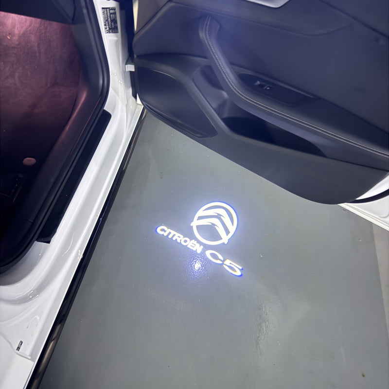 CITROËN ORIGINAL LOGO PROJECTOT LIGHTS Nr.2801 (quantità 1 = 2 pellicole logo /2 luci porta） 