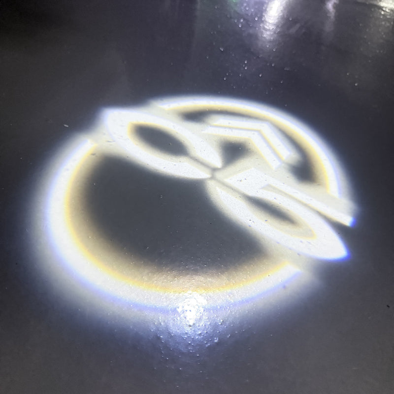CITROËN ORIGINAL LOGO PROJECTOT LIGHTS Nr.2801 (quantità 1 = 2 pellicole logo /2 luci porta） 