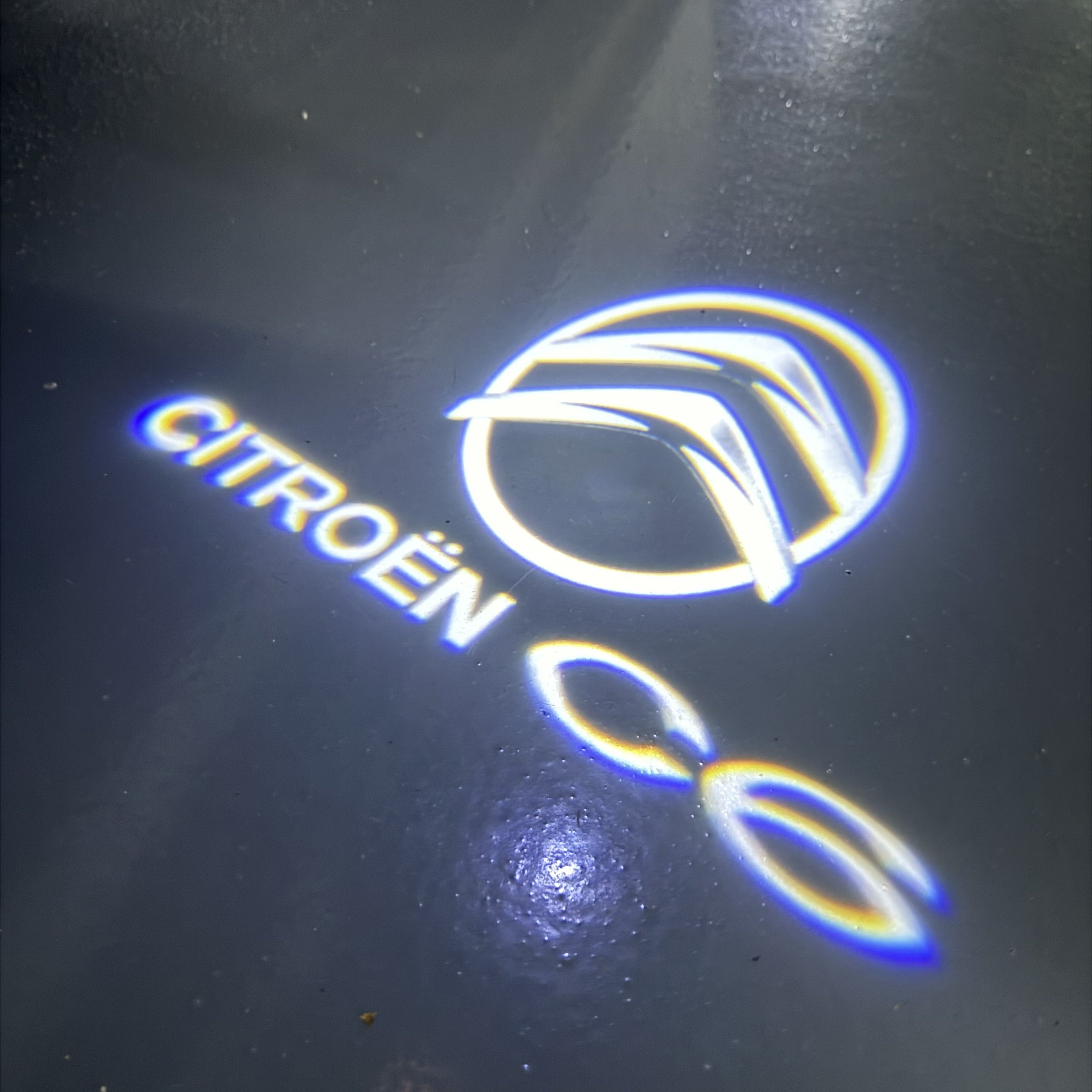 CITROËN C6 LOGO PROJECTOT LIGHTS (quantity 1 = 2 Logo Films /2 door lights）Nr.2805S13b5