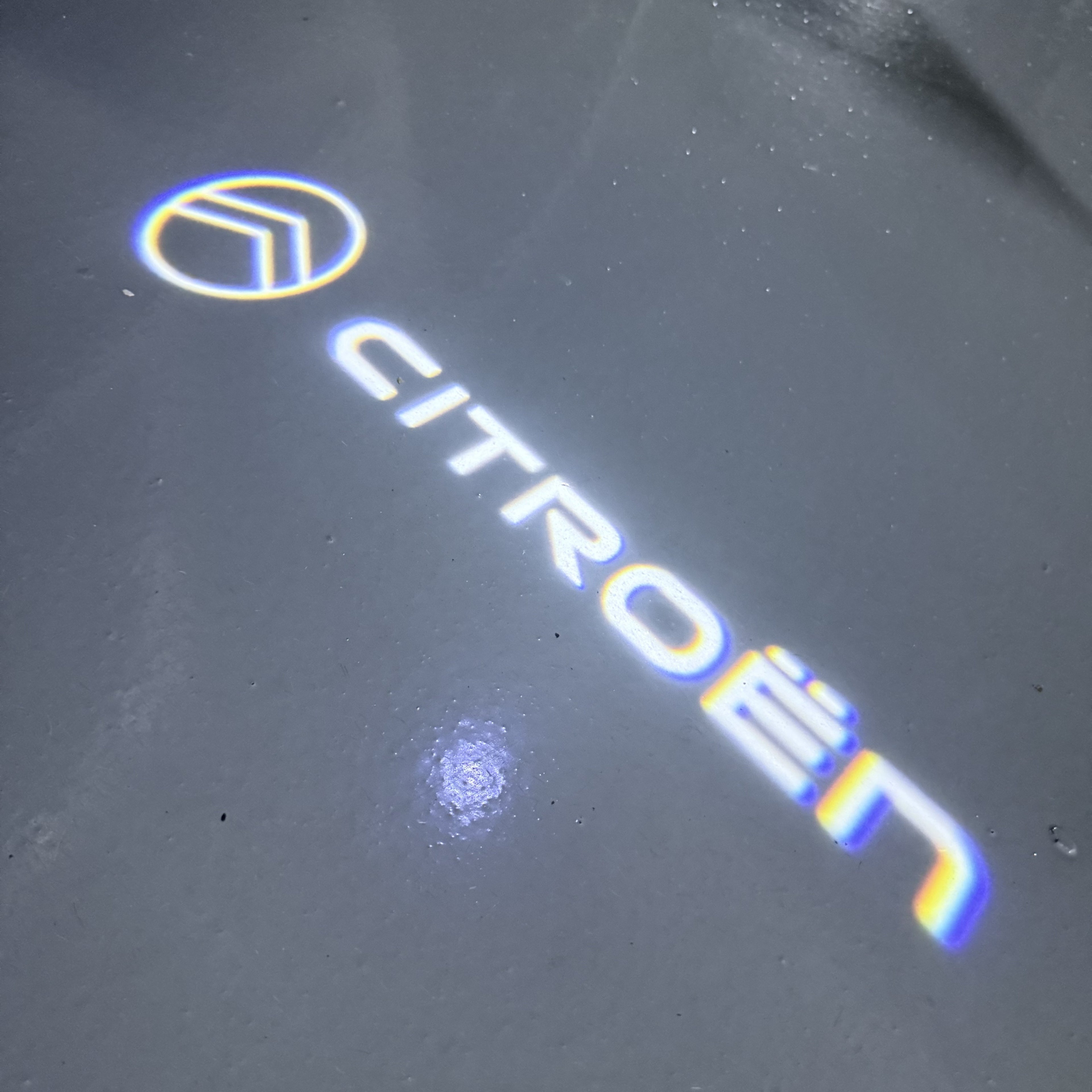 CITROËN ORIGINAL LOGO PROJECTOT LIGHTS (quantity 1 = 2 Logo Films /2 door lights）Nr.2805S13b1f3