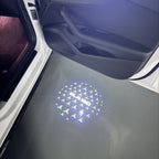 MERCEDES BENZ GLA 180 LOGO PROJECTOT LIGHTS  (quantity 1 = 1 set /2 door lights with 2 logo films)Nr.02M403