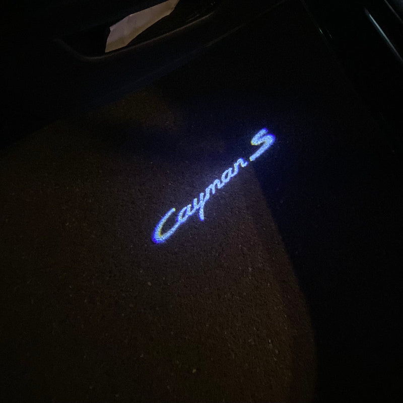 PORSCHE Cayman LOGO PROJECTOT LIGHTS Nr.8011 (Menge 1 = 2 Logofolie / 2 Türleuchten)