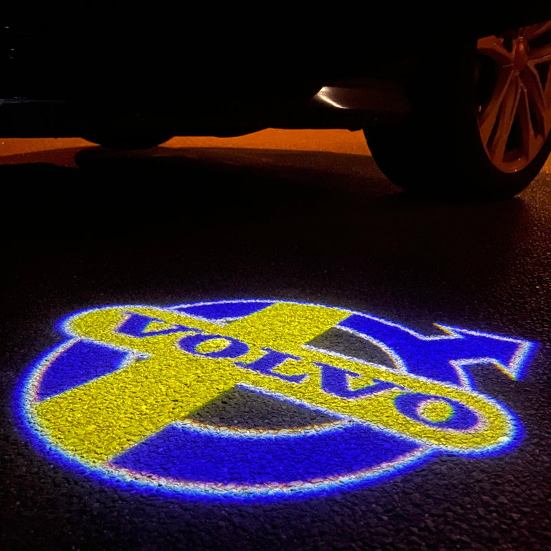 Volvo Original LOGO PROJECROTR LIGHTS Nr.63 (Menge 1 = 2 Logofolie / 2 Türleuchten)