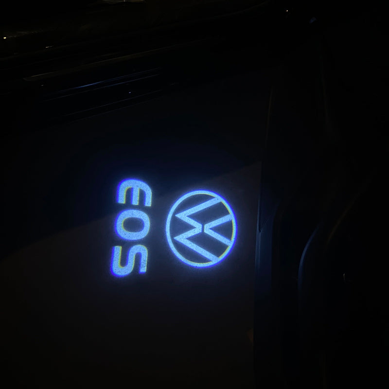 Volkswagen Türleuchten EOS Logo Nr. 1IJ2KK9 (Menge 1 = 2 Logo-Folien / 2 Türlichter) 