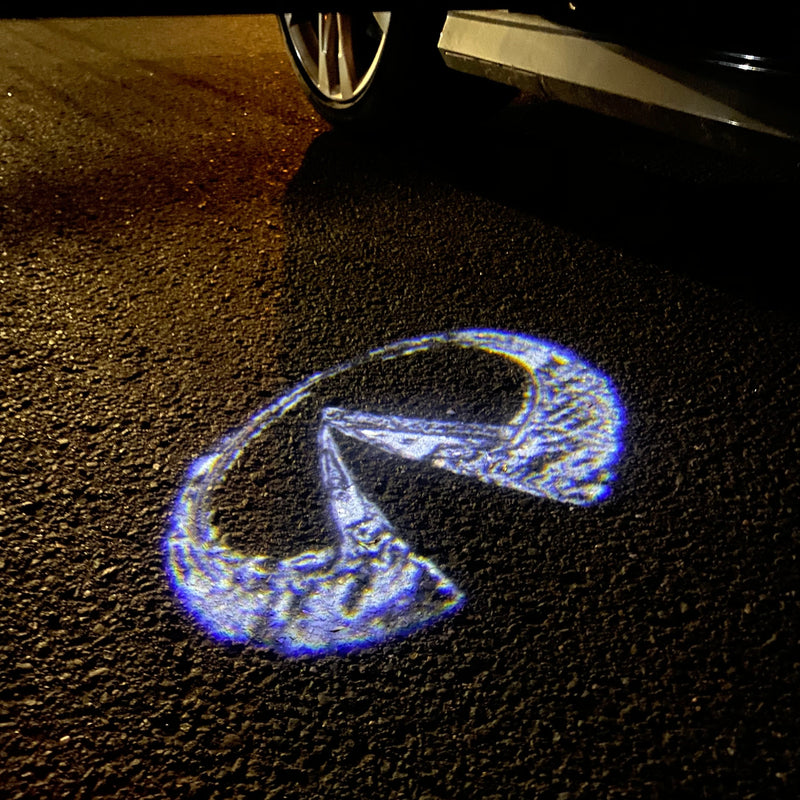 INFINITI Original LOGO PROJECROTR LIGHTS Nr.02 (quantità 1 = 1 set/2 luci porta)