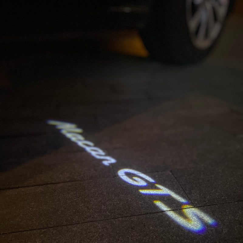 PORSCHE MACAN LOGO PROJECTOT LIGHTS Nr.8092(quantità 1 = 2 pellicole logo / 2 luci porta) 