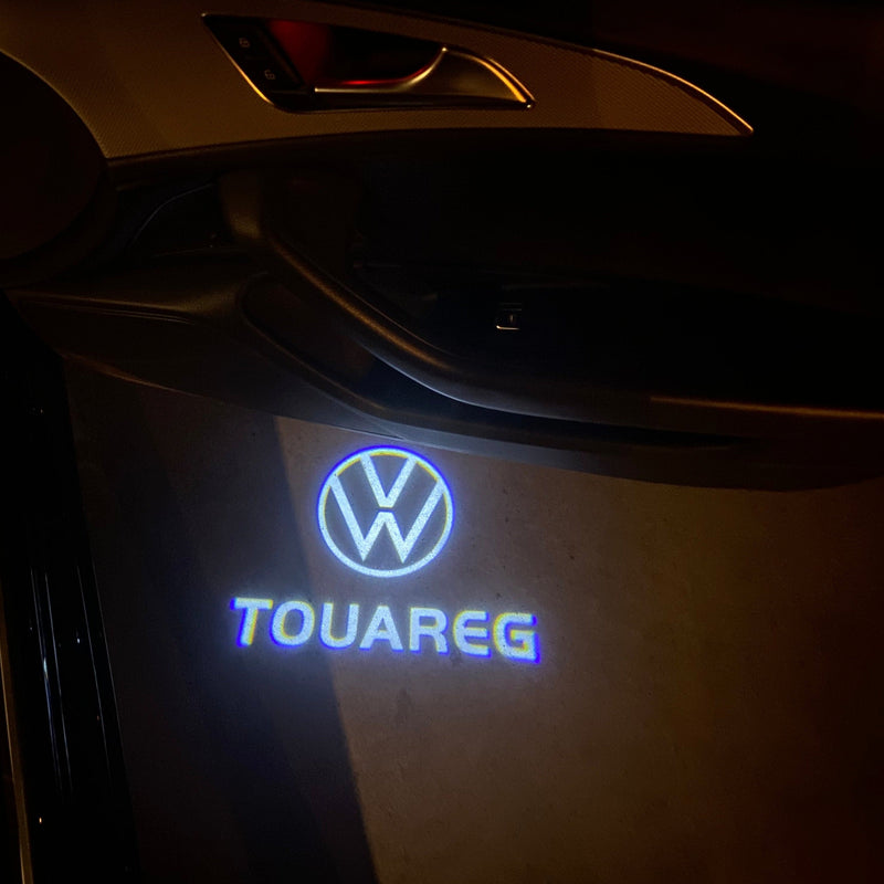 Volkswagen Türleuchten Touareg Logo Nr. 1J29 (Menge 1 = 2 Logo-Folien / 2 Türlichter） 