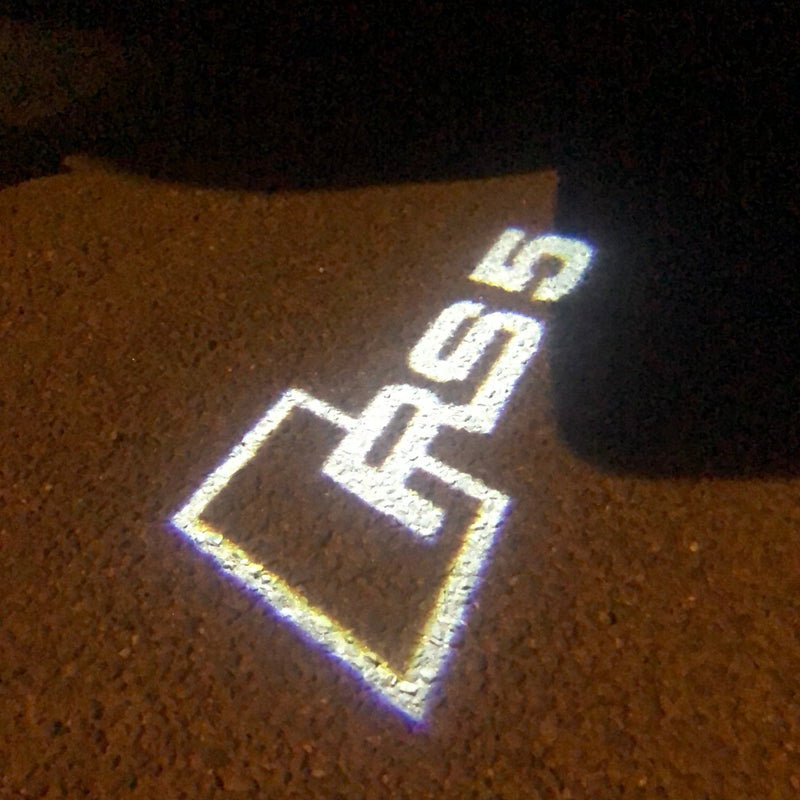 AUDI  RS5 LOGO PROJECTOT LIGHTS Nr.121  (quantity 1 = 2 Logo Films /2 door lights）