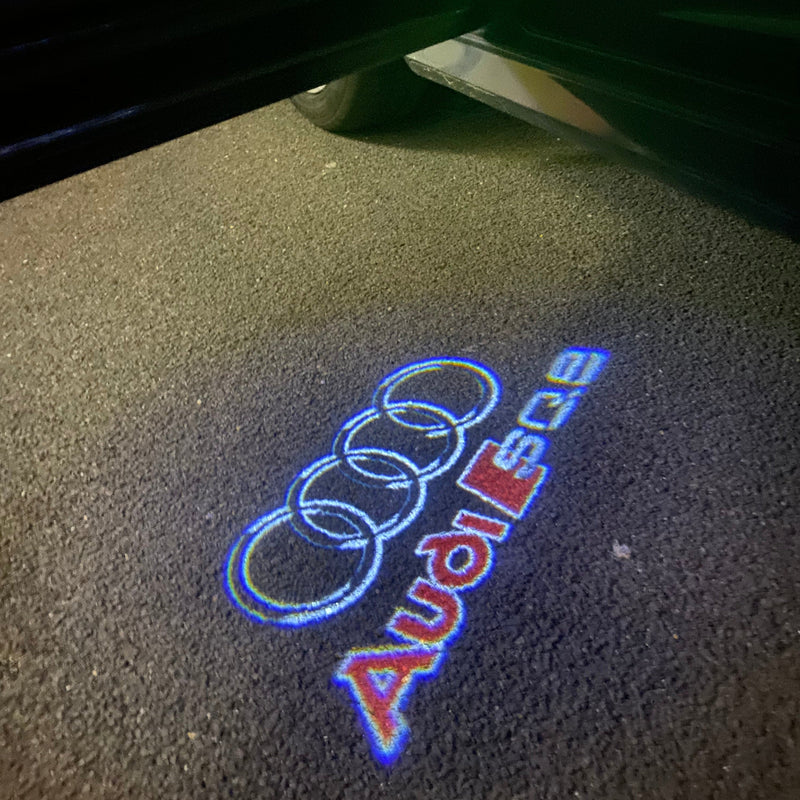 AUDI SQ8 LOGO PROJECTOT LIGHTS Nr.255 (quantità 1 = 2 pellicole logo /2 luci porta） 