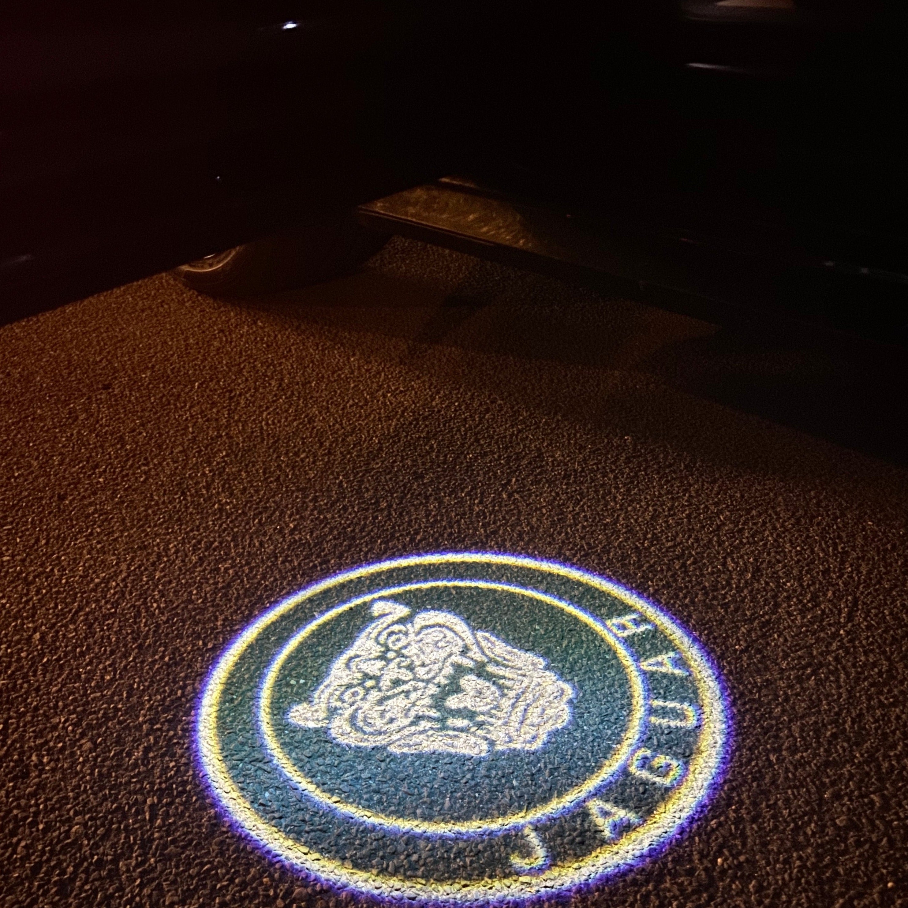 JAGUAR Green Color LOGO PROJECROTR LIGHTS Nr.16 (quantity 1 = 1 sets/2 door lights)