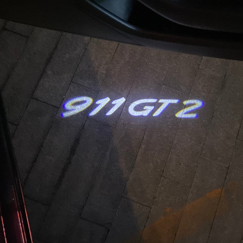 PORSCHE GT LOGO PROJECTOT LIGHTS Nr.8004 (Menge 1 = 2 Logofolie / 2 Türleuchten)