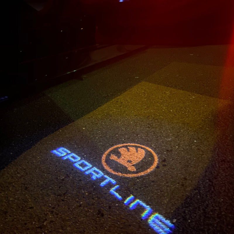 SKODA SPORT LINE LOGO PROJECTOT LIGHTS Nr.05 (Menge 1 = 2 Logofolie / 2 Türleuchten)