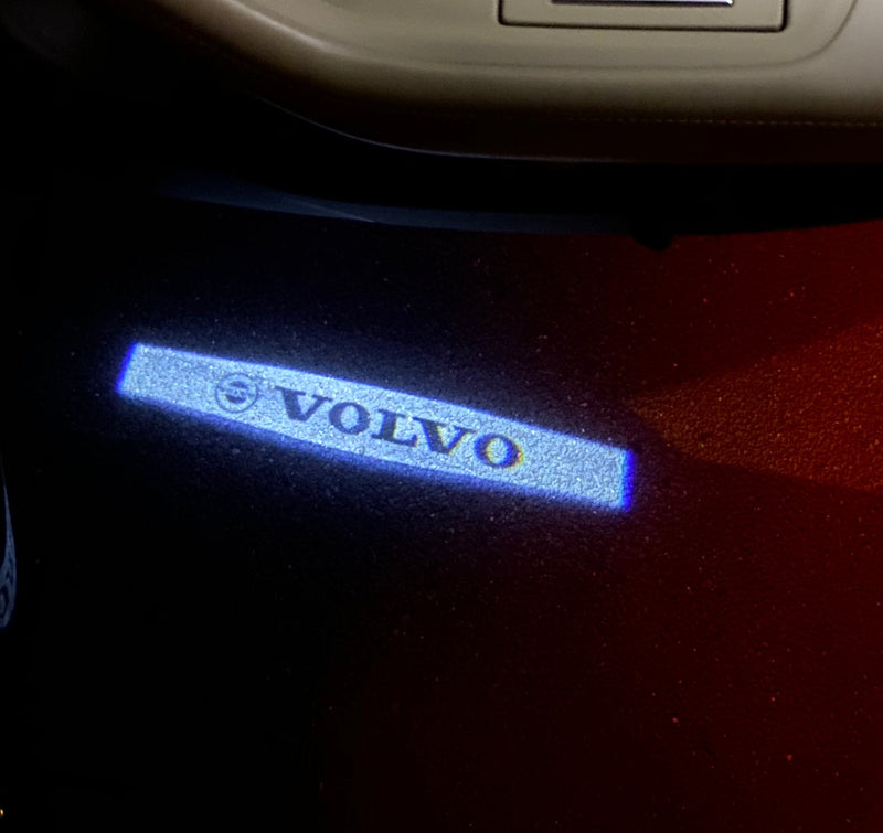 Volvo Original LOGO PROJECROTR LIGHTS Nr.52 (Menge 1 = 2 Logofolie / 2 Türleuchten) 