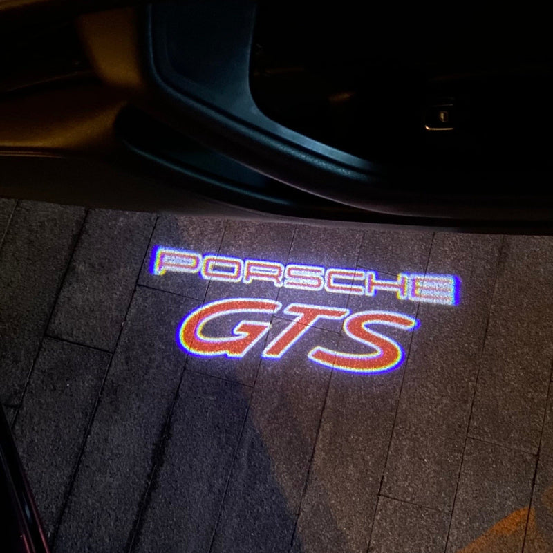 PORSCHE GT LOGO PROJECTOT LIGHTS Nr.8098(quantità 1 = 2 pellicole logo / 2 luci porta)