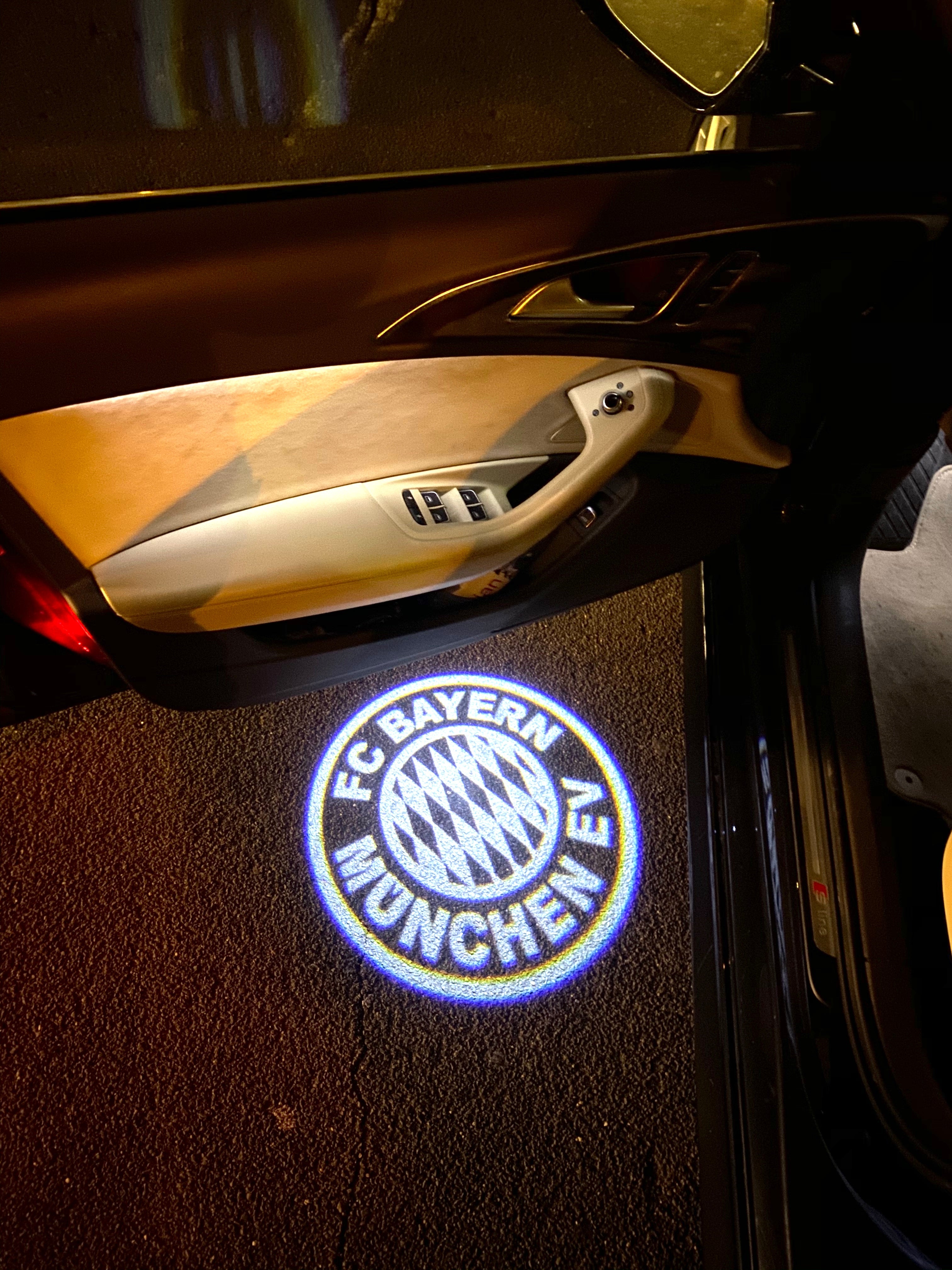 Football CLUB FC BAYERN Logo Nr.258  (quantity 1 = 2 Logo Films /2 door lights）