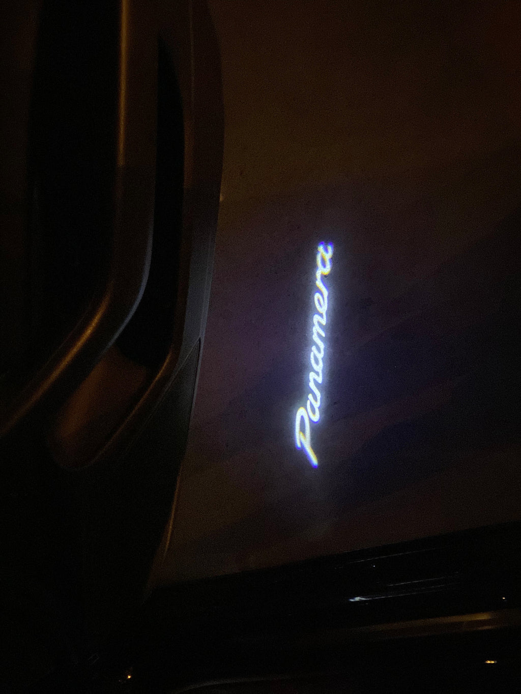 PORSCHE Panamera LOGO PROJECTOT LIGHTS Nr.8084 (quantity  1 =  2 Logo Film /  2 door lights)