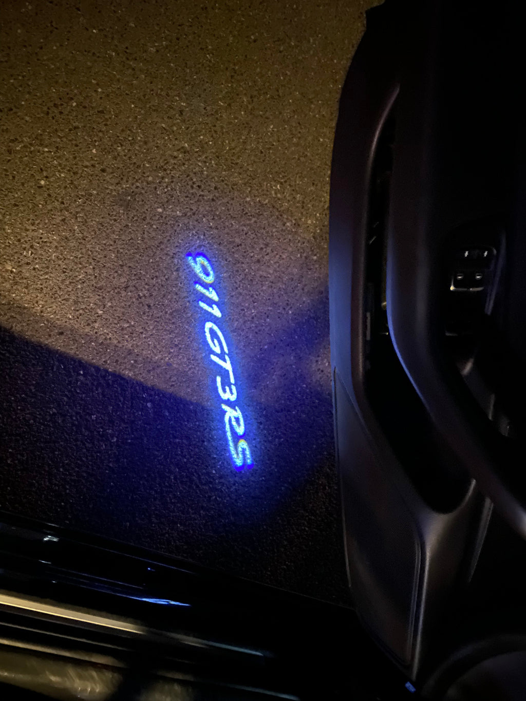 PORSCHE GT  LOGO PROJECTOT LIGHTS Nr.8099(quantity  1 =  2 Logo Film /  2 door lights)