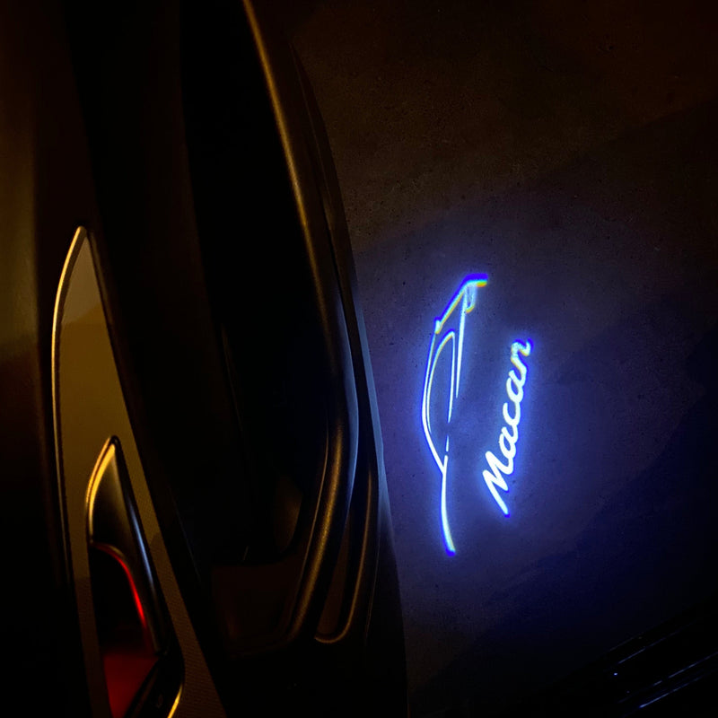 PORSCHE MACAN LOGO PROJECTOT LIGHTS Nr.8090 (Menge 1 = 2 Logofolie / 2 Türleuchten) 