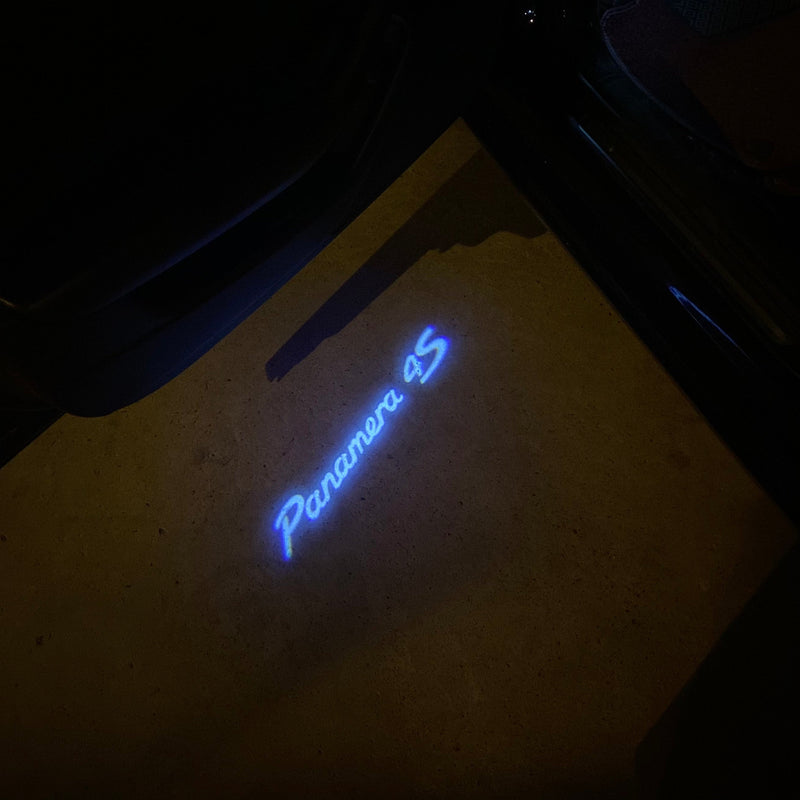 PORSCHE Panamera LOGO PROJECTOT LIGHTS Nr.8085 (quantità 1 = 2 pellicole logo / 2 luci porta) 