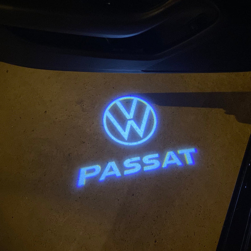 Volkswagen Türleuchten Passat Logo Nr. 2JK9 (Menge 1 = 2 Logo-Folien / 2 Türlichter) 