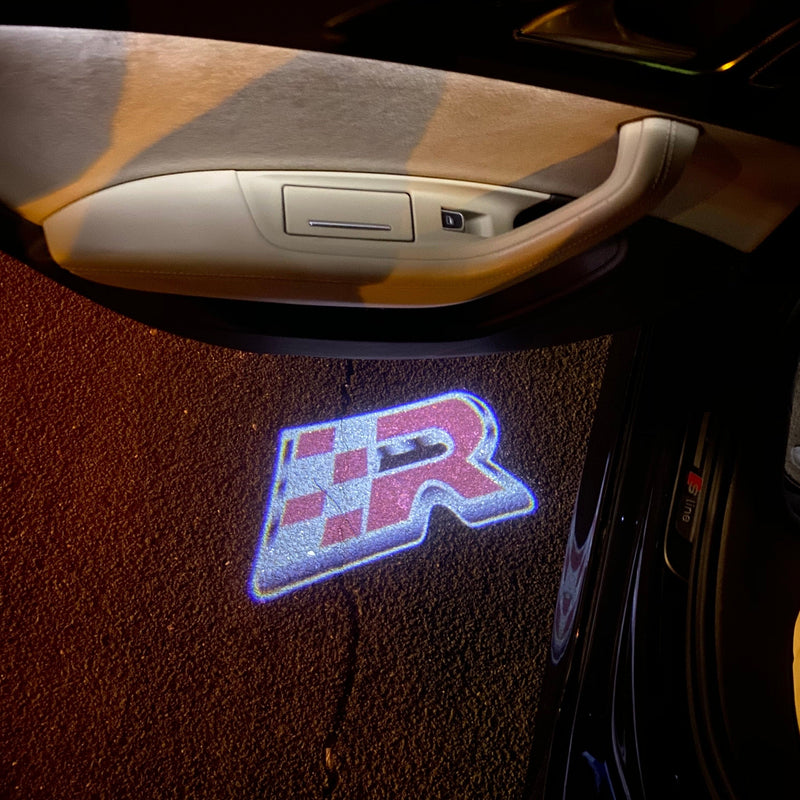 Volkswagen Luci porta R Logo Nr. 164 (quantità 1 = 2 pellicole logo / 2 luci porta)