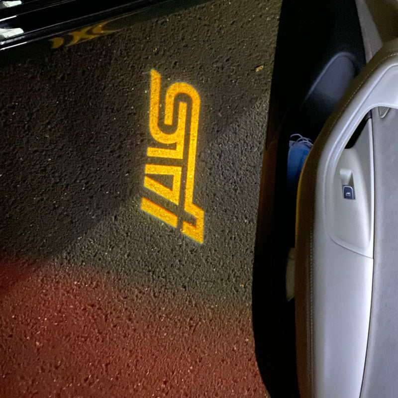 STI LOGO PROJECROTR LIGHTS Nr.03 (Menge 1 = 1 Satz/2 Türleuchten) 