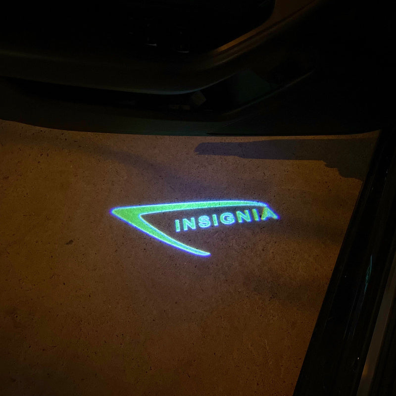 Opel Insignia Original LOGO PROJECROTR LIGHTS Nr.1432 (Menge 1 = 1 Satz/2 Türleuchten)