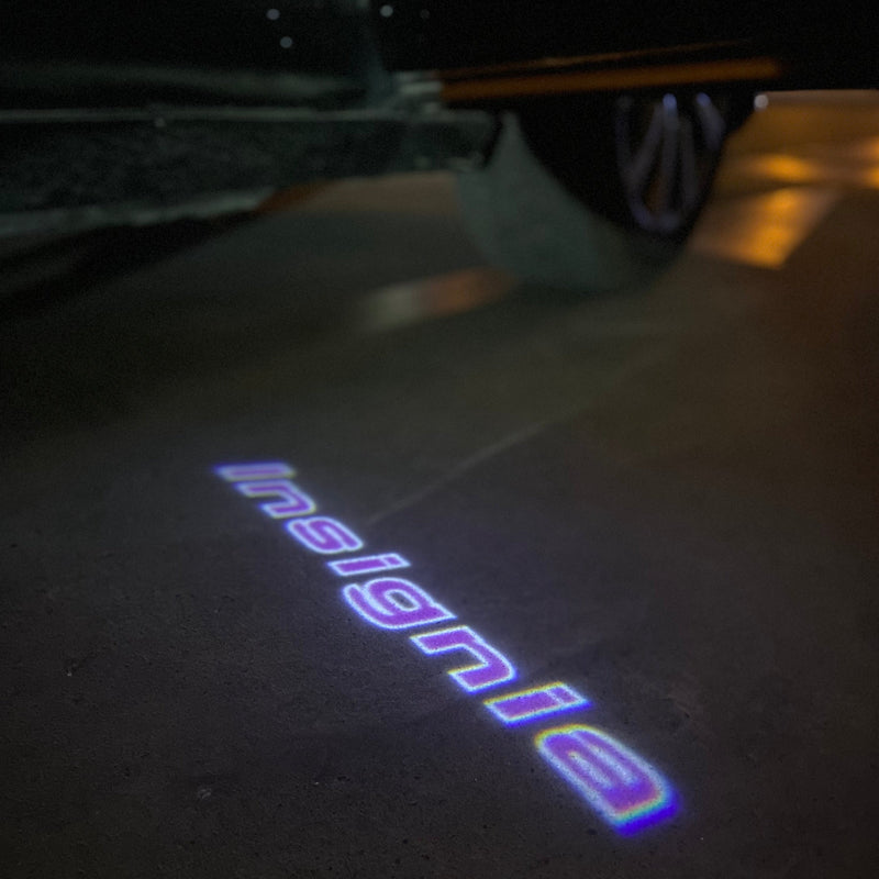 Opel Insignia Original LOGO PROJECROTR LIGHTS Nr.1410 (Menge 1 = 1 Satz/2 Türleuchten)