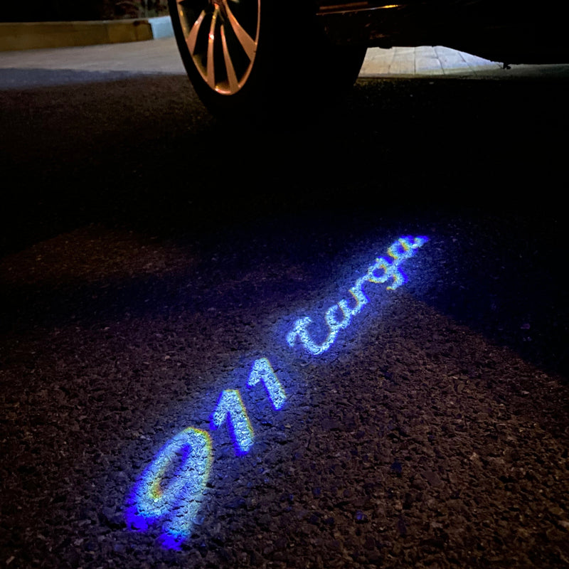 PORSCHE TARGA LOGO PROJECTOT LIGHTS Nr.8068 (quantità 1 = 2 pellicole logo / 2 luci porta) 