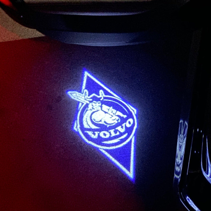 Volvo Original LOGO PROJECROTR LIGHTS Nr.137 (Menge 1 = 2 Logofolie / 2 Türleuchten) 