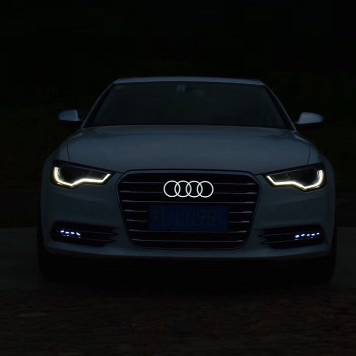 AUDI Frontgrill Logo LED mit dznamic Blinker 02 