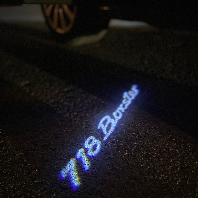 PORSCHE BOXSTER LOGO PROJECTOT LIGHTS Nr.8018 (Menge 1 = 2 Logofolie / 2 Türleuchten)