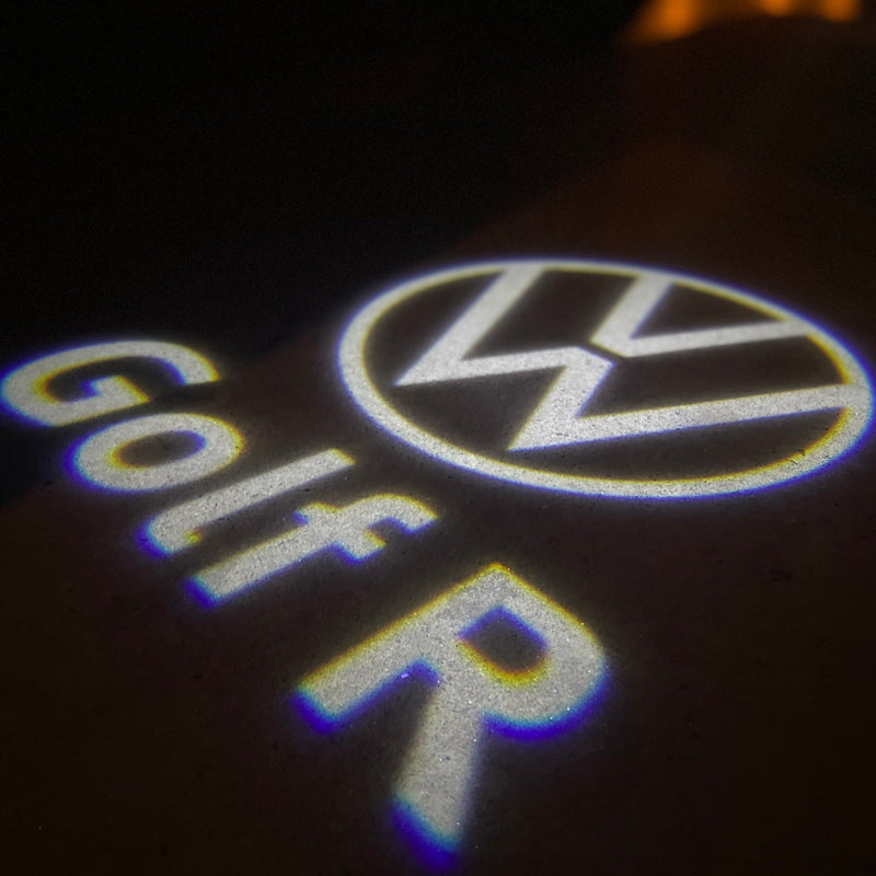 Volkswagen Türleuchten Golf Logo Nr. 1IJ29 (Menge 1 = 2 Logo-Folien / 2 Türlichter） 