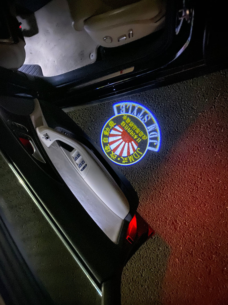 JDM LOGO PROJECTOT LIGHTS Nr.03 (Menge 1 = 1 Satz/2 Türlichter) 