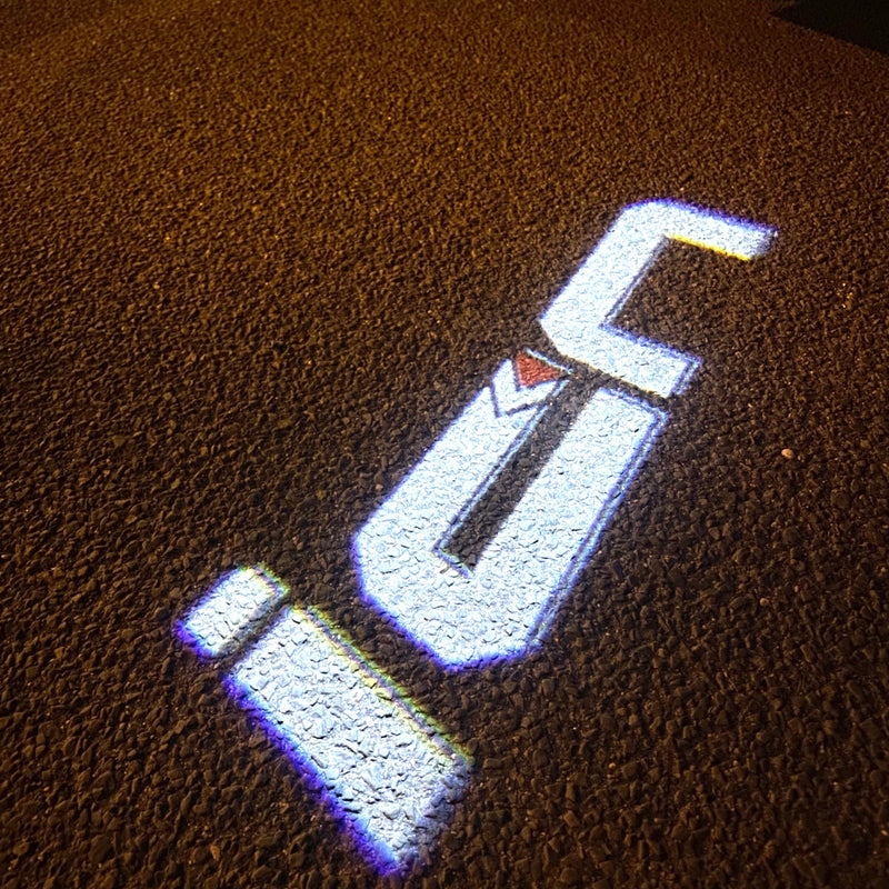 Volvo ICN LOGO PROJECROTR LIGHTS Nr.51 (Menge 1 = 2 Logofolie / 2 Türleuchten) 