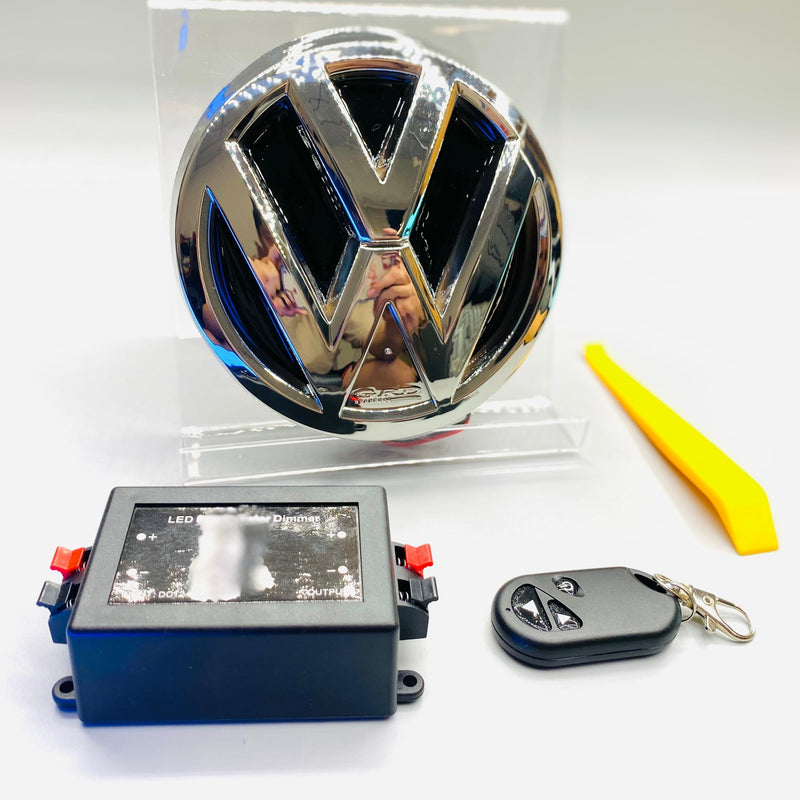 Logo LED della griglia anteriore VW Golf VIII con indicatore dinamico