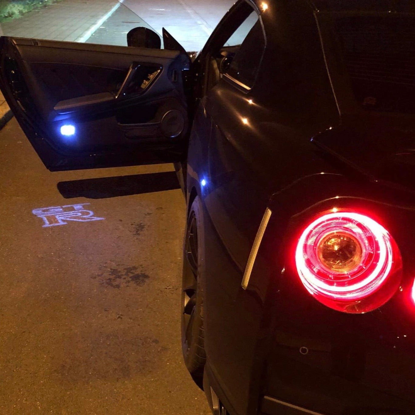 NISSAN GTR R35 PROJECTOT LIGHTS Nr.01 (quantity 1 = 2 Logo Films /2 door lights）