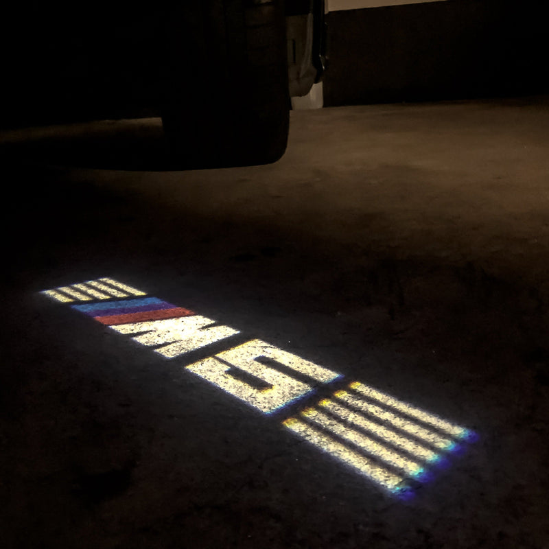 BMW M5 LOGO PROJECTOT LIGHTS Nr.23 (Menge 1 = 1 Satz/2 Türleuchten) 