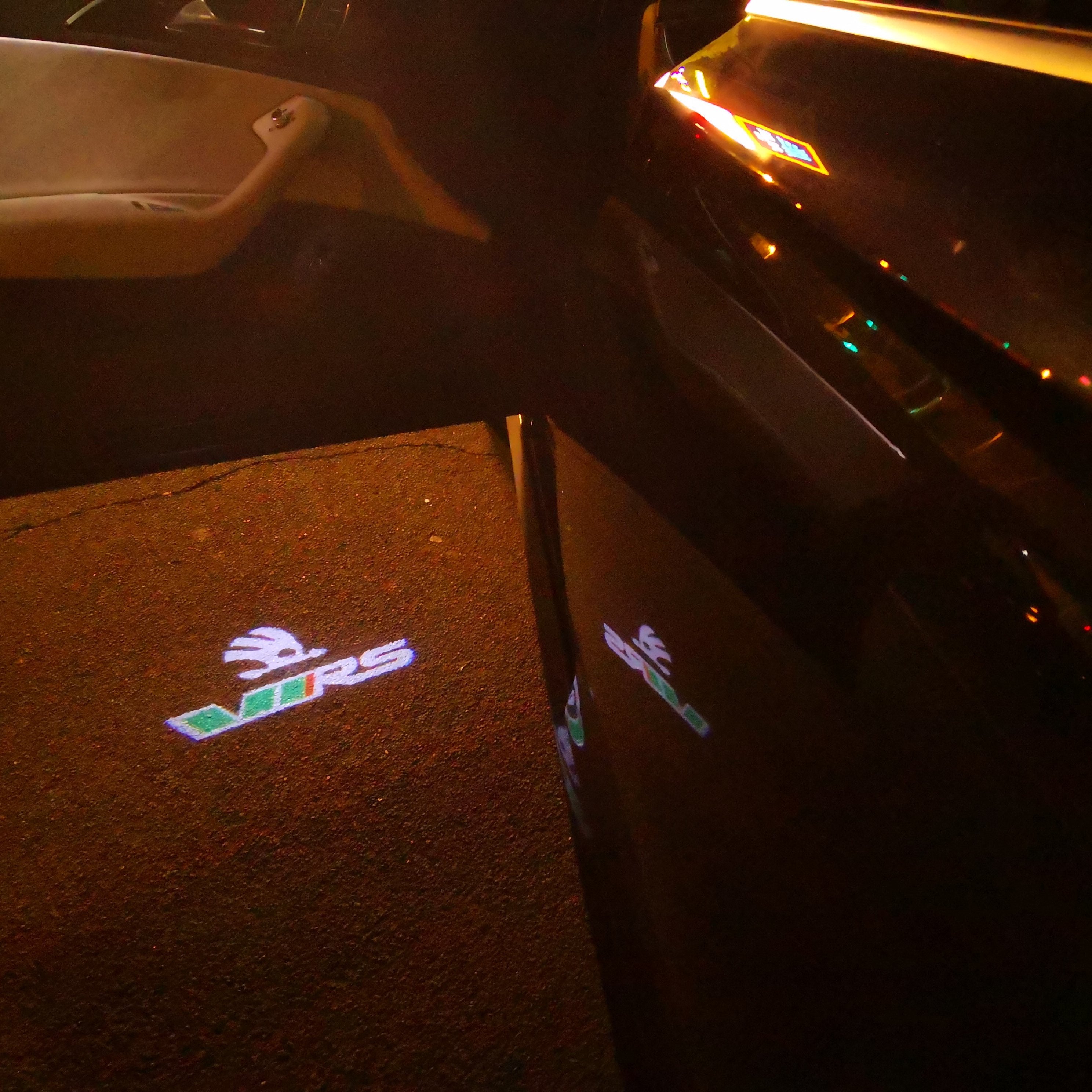 SKODA VRS LOGO  LIGHTS Nr.24 (quantity  1 =  2 Logo Film /  2 door lights)