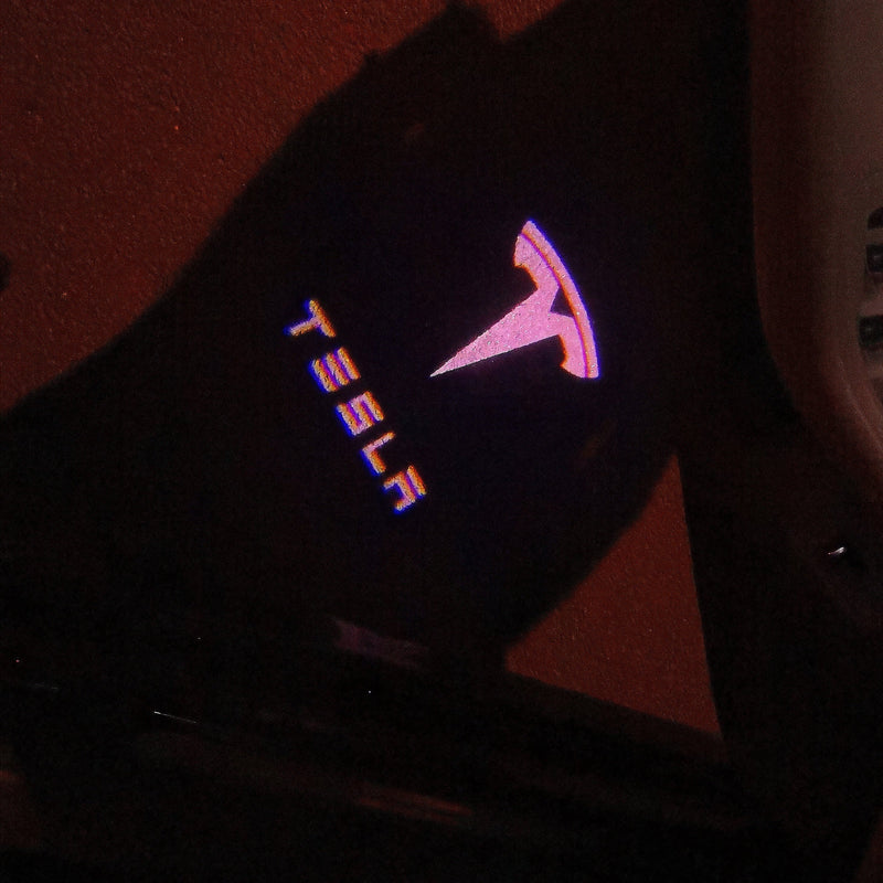 TESLA LOGO PROJECROTR LIGHTS Nr.1513 (Menge 1 = 2 Logofolie / 2 Türleuchten)