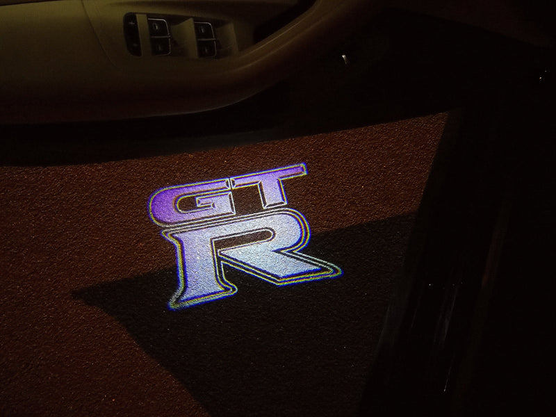 GTR-R35 LOGO PROJECTOT LIGHTS Nr.05 (Menge 1 = 2 Logo-Folien / 2 Türleuchten）