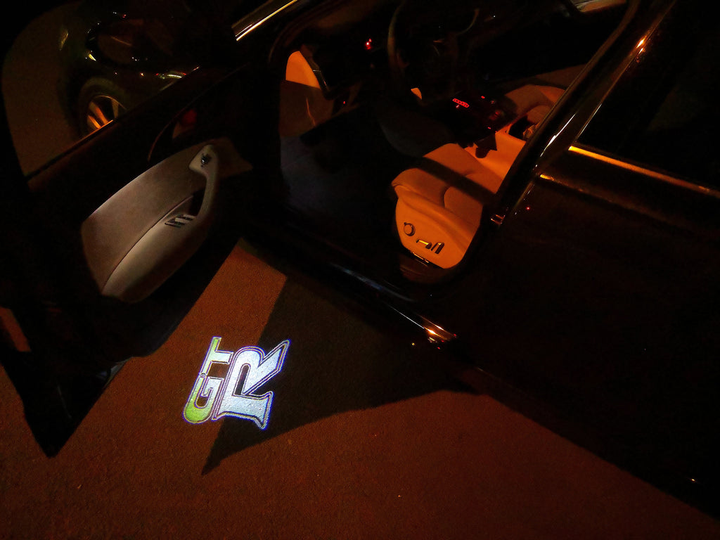 NISSAN GTR R35   LOGO PROJECTOT LIGHTS Nr.07  (quantity 1 = 2 Logo Films /2 door lights）