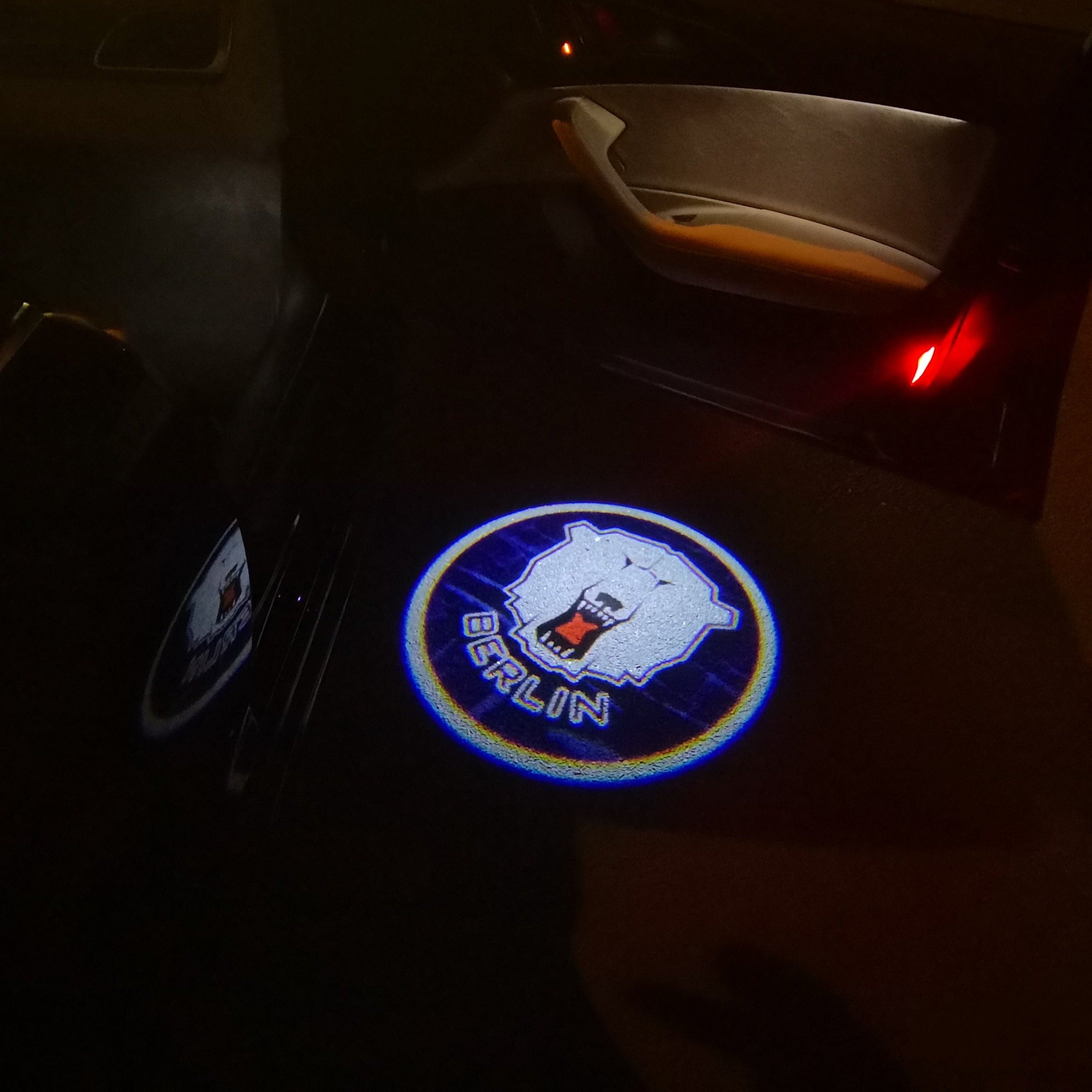 Berlin Bear Logo Nr.223 (quantity 1 = 2 Logo Films /2 door lights）Movie Series Logo