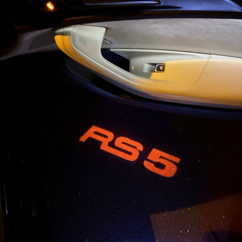 AUDI RS5 LOGO PROJECTOT LIGHTS Nr.141 (Menge 1 = 2 Logofolien /2 Türleuchten） 