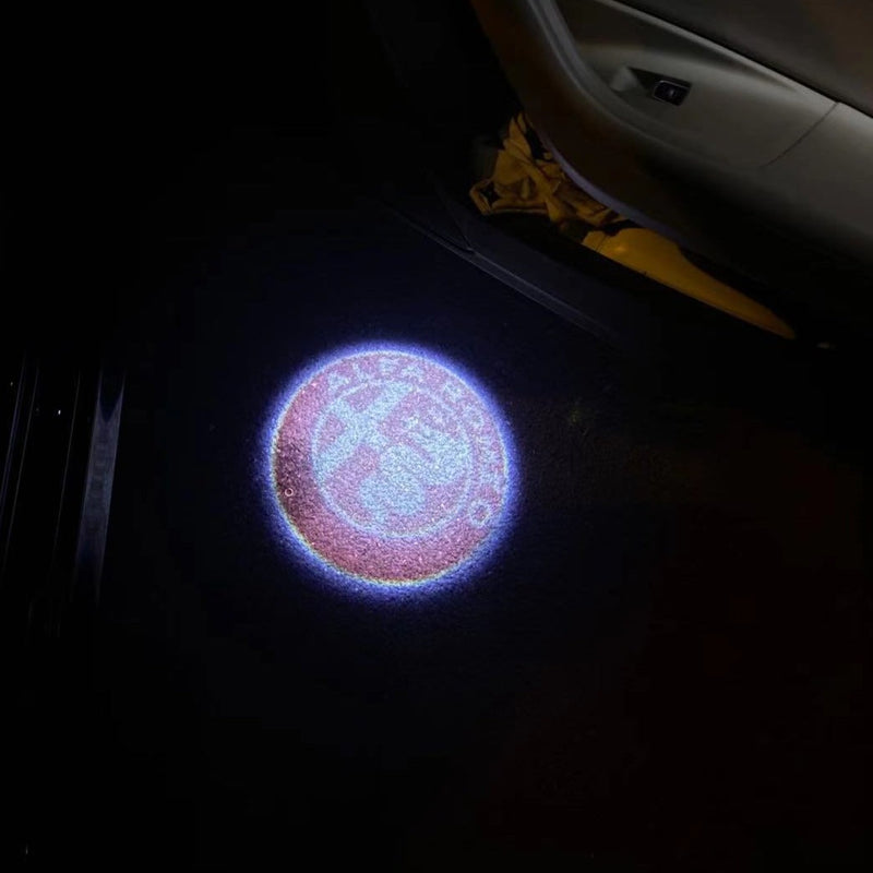 Alfa Romeo COLORE ROSSO LOGO PROJECTOT LIGHTS Nr.23 (quantità 1 = 2 Pellicola Logo / 2 Luci Porta 