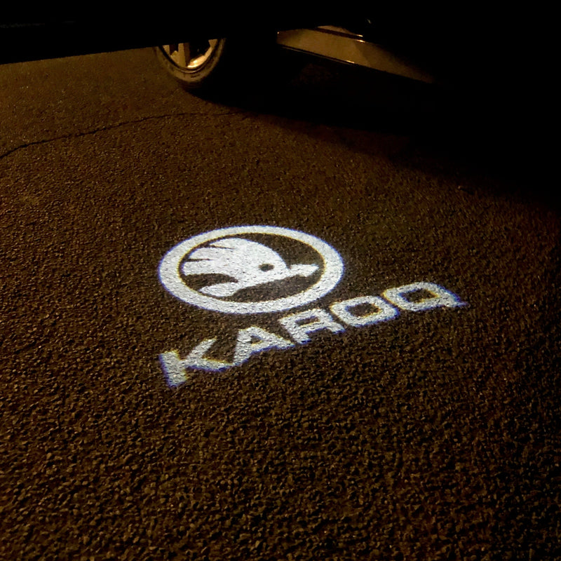 SKODA KAROQ LOGO LIGHTS Nr.50 (Menge 1 = 2 Logofolie / 2 Türleuchten)