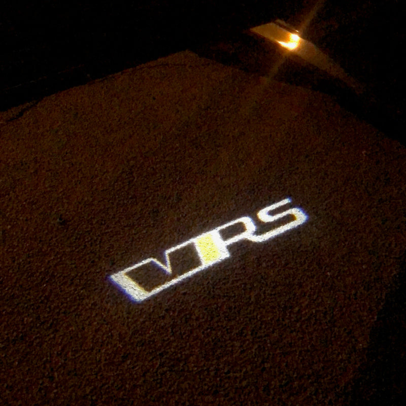 SKODA VRS LOGO PROJECTOT LIGHTS Nr.28 (Menge 1 = 2 Logofolie / 2 Türleuchten)