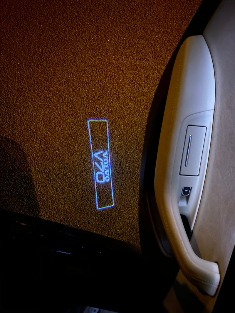 Volvo V 70 LOGO PROJECROTR LIGHTS Nr.38 (quantità 1 = 2 pellicole logo / 2 luci porta) 